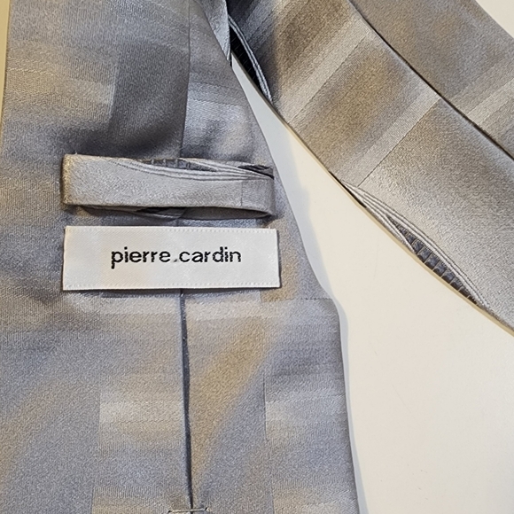 Pierre Cardin gray silk tie new - Picture 3 of 6